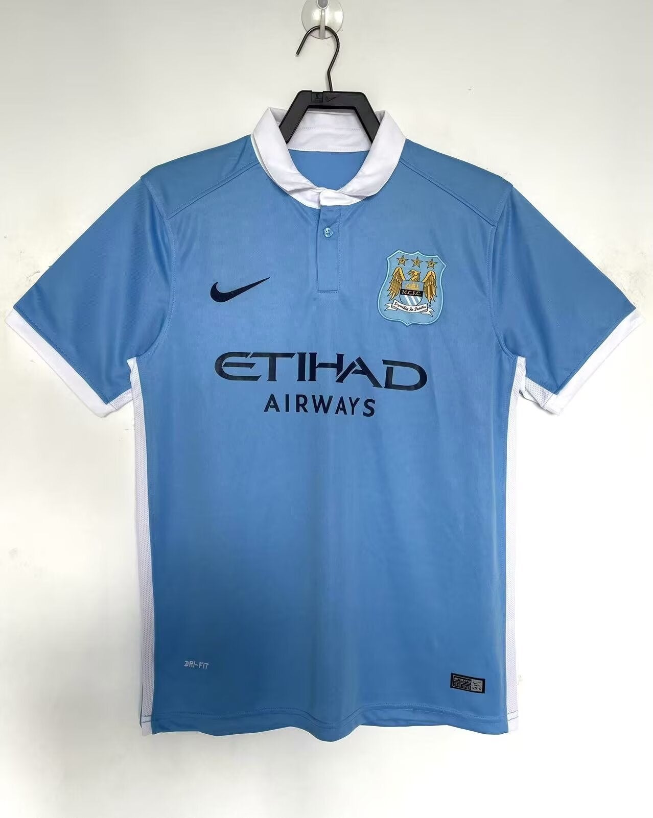 Manchester City 15/16 Home