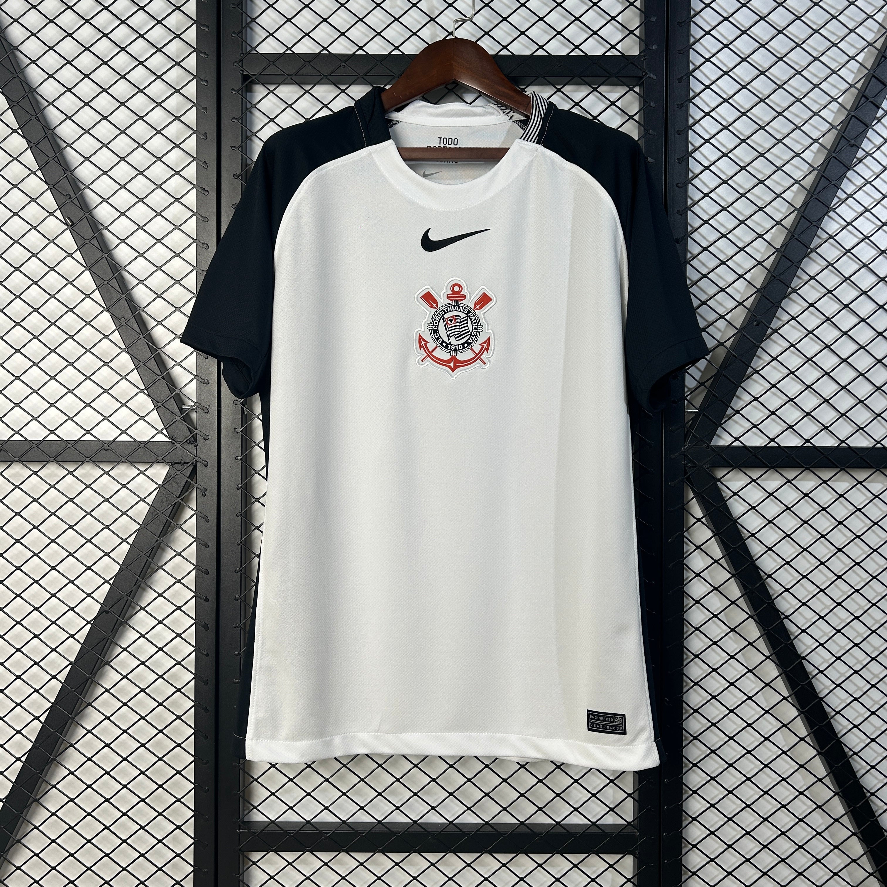 Corinthians 25/26 Home